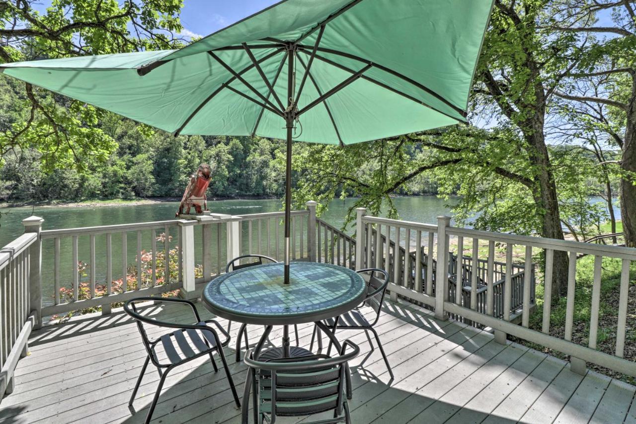 Lakeview Escape With Direct White River Access! Exterior photo