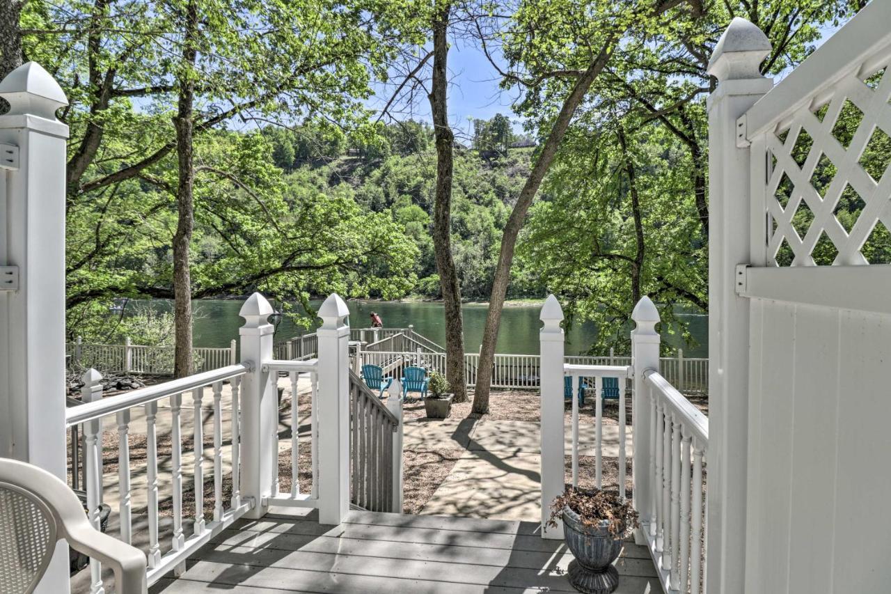Lakeview Escape With Direct White River Access! Exterior photo