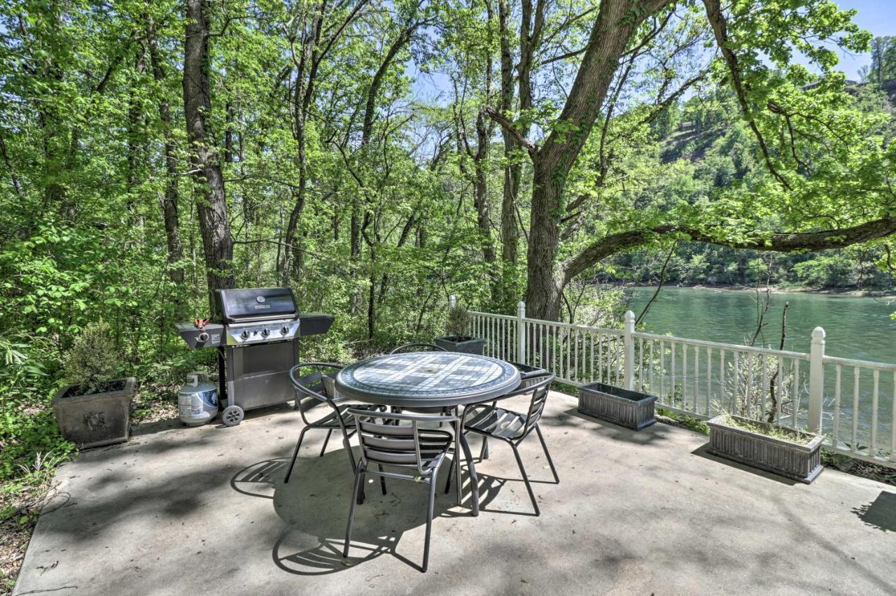 Lakeview Escape With Direct White River Access! Exterior photo