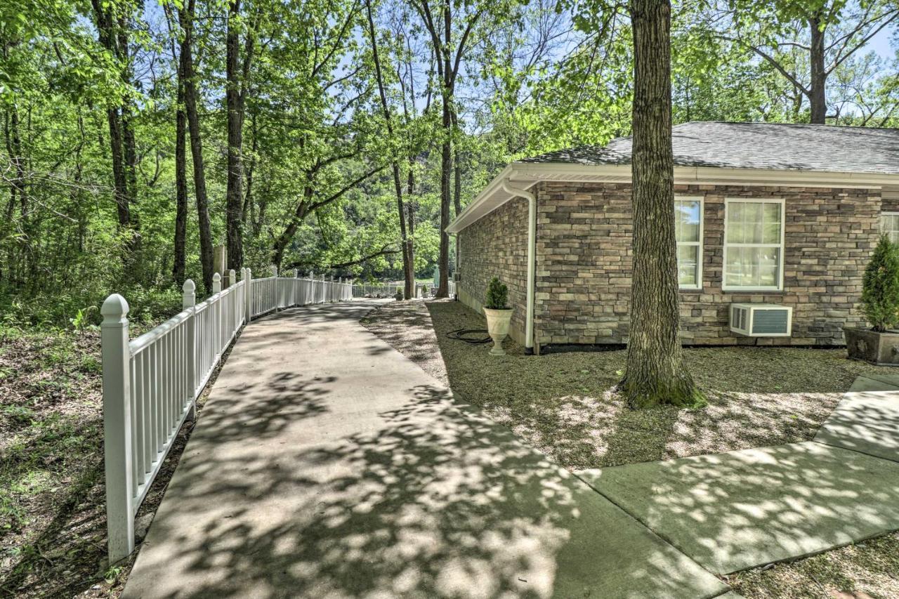 Lakeview Escape With Direct White River Access! Exterior photo